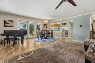 10360 SW Highland Dr, Tigard, OR 97224 - Photo 12