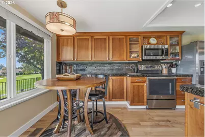 10360 SW Highland Dr, Tigard, OR 97224 - Photo 22