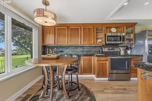 10360 SW Highland Dr, Tigard, OR 97224 - Photo 22