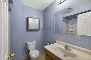 6906 SW Taylors Ferry Rd, Portland, OR 97210 - Photo 22