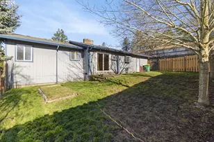 6906 SW Taylors Ferry Rd, Portland, OR 97210 - Photo 28