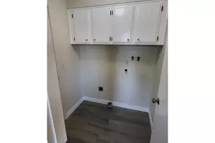 1123 E St, Independence, OR 97351 - Photo 10