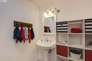 18430 SW Broad Oak Blvd, Aloha, OR 97007 - Photo 16