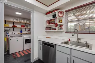 18430 SW Broad Oak Blvd, Aloha, OR 97007 - Photo 22