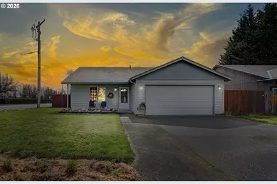 2001 SW 6th St, Battle Ground, WA 98604 - Photo 1