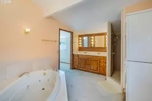 732 E 22nd Ave, Eugene, OR 97405 - Photo 28