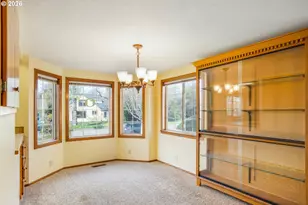 732 E 22nd Ave, Eugene, OR 97405 - Photo 14