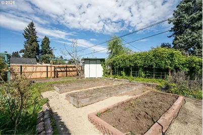 196 Hayden Bridge Way, Springfield, OR 97477 - Photo 36