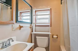 136 SW 3rd Ave, Castle Rock, WA 98611 - Photo 42