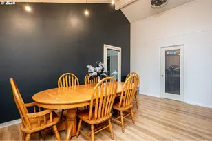 2837 SE 90th Pl, Portland, OR 97266 - Photo 4