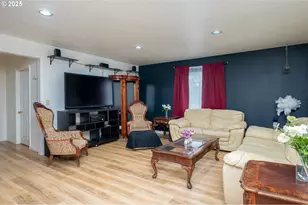 2837 SE 90th Pl, Portland, OR 97266 - Photo 14