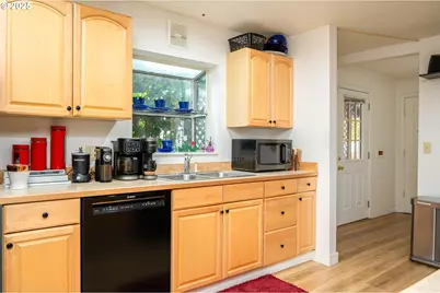 2837 SE 90th Pl, Portland, OR 97266 - Photo 12