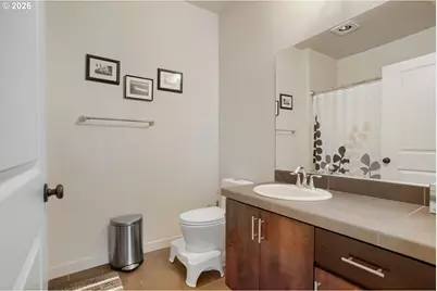 648 NE Adwick Dr, Hillsboro, OR 97006 - Photo 20