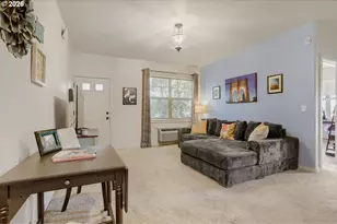 648 NE Adwick Dr, Hillsboro, OR 97006 - Photo 10