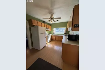 410 3rd Ave, Powers, OR 97466 - Photo 10