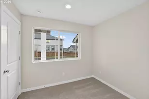 7522 NW Elise Ave, Portland, OR 97229 - Photo 12