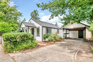 428 W Centennial Blvd, Springfield, OR 97477 - Photo 2