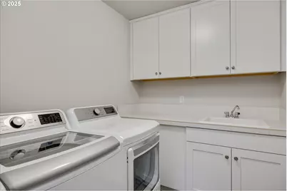 1009 NE 17th Ave, Canby, OR 97013 - Photo 26