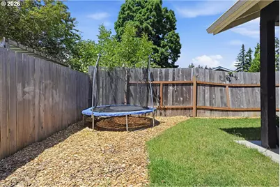 373 Palm Ave, Woodburn, OR 97071 - Photo 34