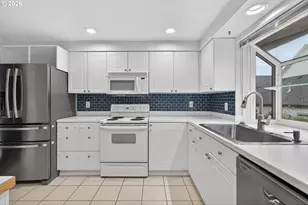 17285 SW Hart Way, Beaverton, OR 97007 - Photo 18