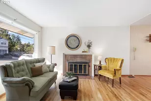 3027 SW Illinois St, Portland, OR 97239 - Photo 10