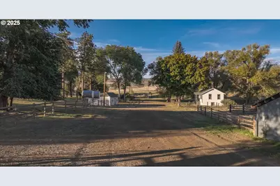 46310 Cook Rd, Baker City, OR 97814 - Photo 10