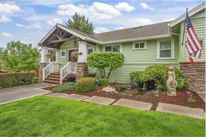 447 NW Mt Mazama St, McMinnville, OR 97128 - Photo 2