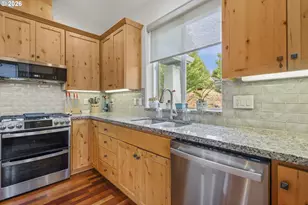 447 NW Mount Mazama St, McMinnville, OR 97128 - Photo 14