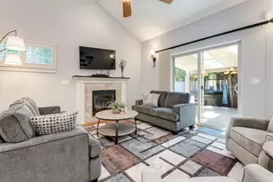 8015 NE 61st St, Vancouver, WA 98662 - Photo 6