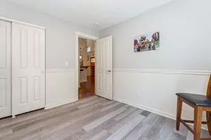 8015 NE 61st St, Vancouver, WA 98662 - Photo 14