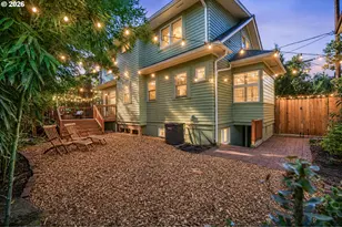 2714 NE Everett St, Portland, OR 97232 - Photo 46