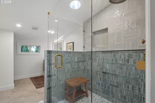 2714 NE Everett St, Portland, OR 97232 - Photo 32