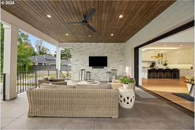 13305 Amber Pl, Lake Oswego, OR 97034 - Photo 14