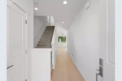 2260 NE 207th Pl, Fairview, OR 97024 - Photo 2