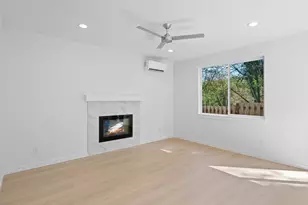 2260 NE 207th Pl, Fairview, OR 97024 - Photo 4