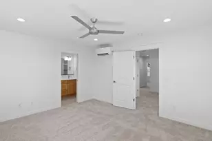 2260 NE 207th Pl, Fairview, OR 97024 - Photo 16
