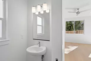 2260 NE 207th Pl, Fairview, OR 97024 - Photo 14