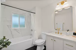 570 NW Birdsdale Ave, Gresham, OR 97030 - Photo 18