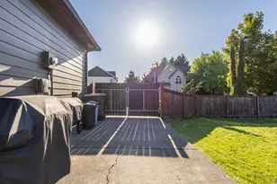 2445 NW 29th Ave, Camas, WA 98607 - Photo 34