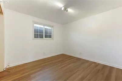 1310 W Quinalt St, Springfield, OR 97477 - Photo 18