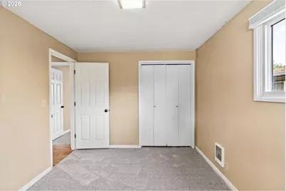 1128 S 11th St, Cottage Grove, OR 97424 - Photo 16