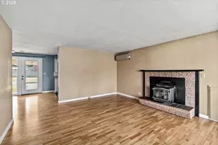 1128 S 11th St, Cottage Grove, OR 97424 - Photo 6