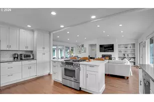 17920 Meadowlark Ln, Lake Oswego, OR 97034 - Photo 16