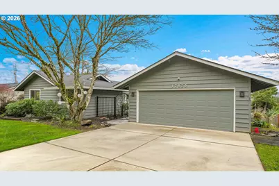 17920 Meadowlark Ln, Lake Oswego, OR 97034 - Photo 2