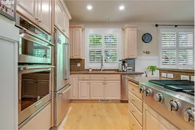 4798 Auburn Ln, Lake Oswego, OR 97035 - Photo 14