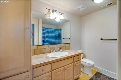 4798 Auburn Ln, Lake Oswego, OR 97035 - Photo 20