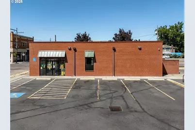 305 Smith St, Harrisburg, OR 97446 - Photo 2