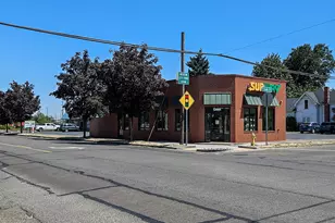 305 Smith St, Harrisburg, OR 97446 - Photo 1