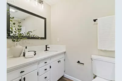 2617 E McLoughlin Blvd, Vancouver, WA 98661 - Photo 16