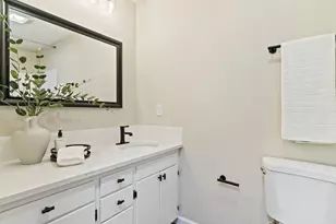 2617 E McLoughlin Blvd, Vancouver, WA 98661 - Photo 16